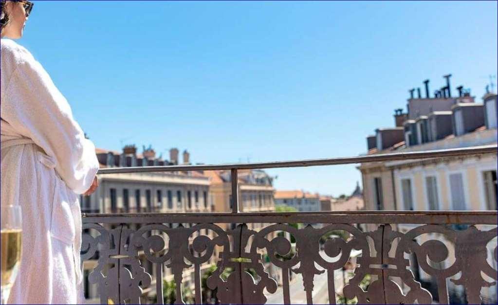 Le Cavendish Hotell Cannes Exteriör bild
