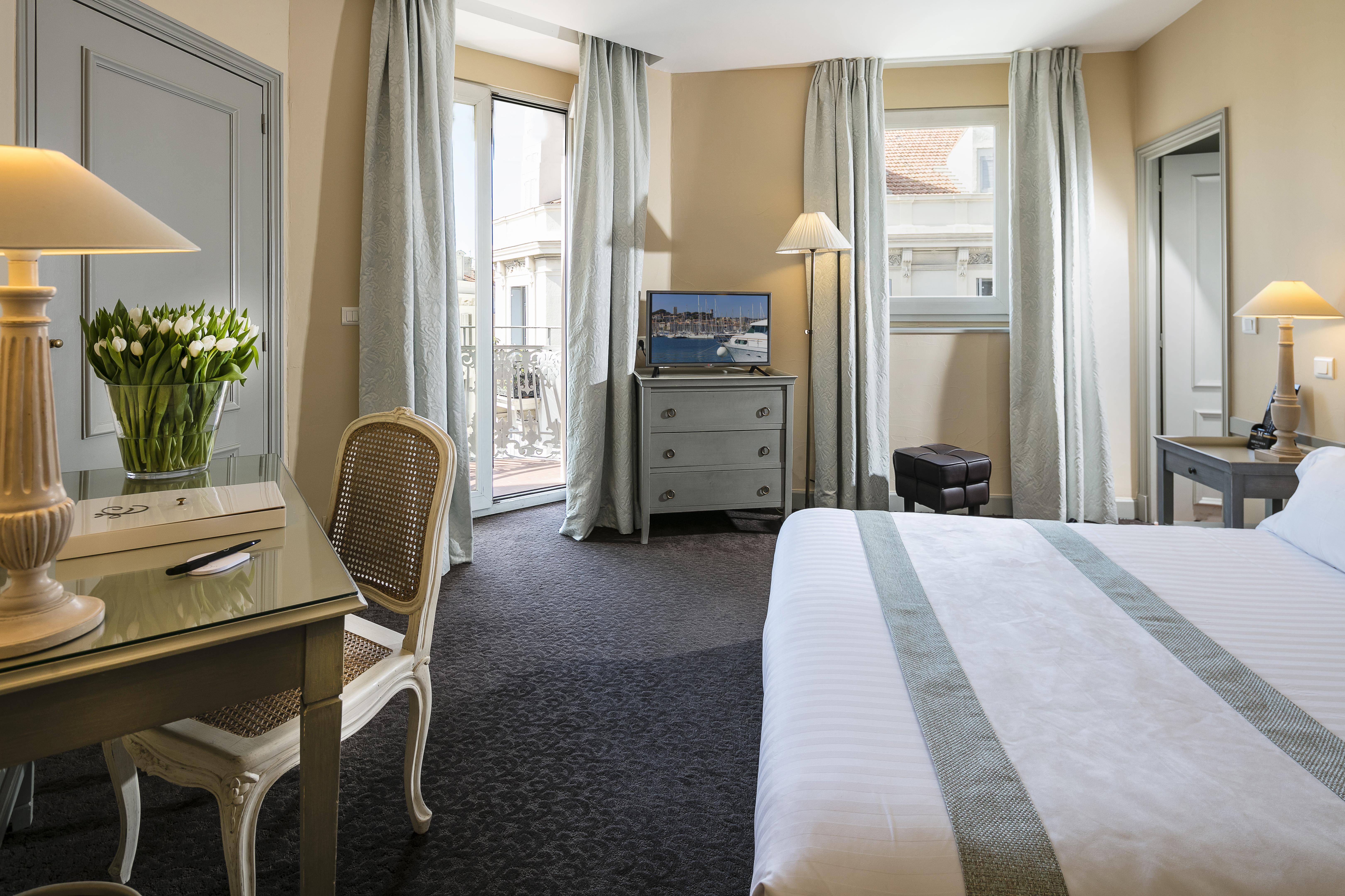 Le Cavendish Hotell Cannes Exteriör bild