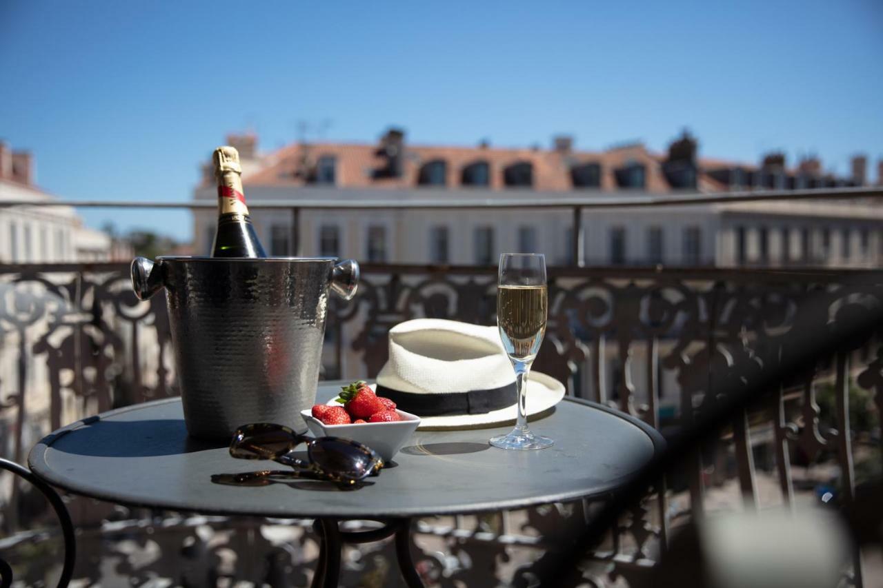 Le Cavendish Hotell Cannes Exteriör bild